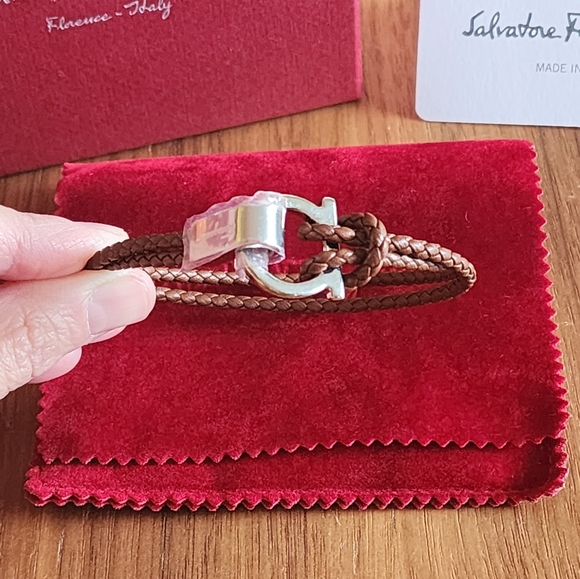 $350 New Salvatore Ferragamo Gancini Bracelet Braided Brown Leather - Picture 2 of 7